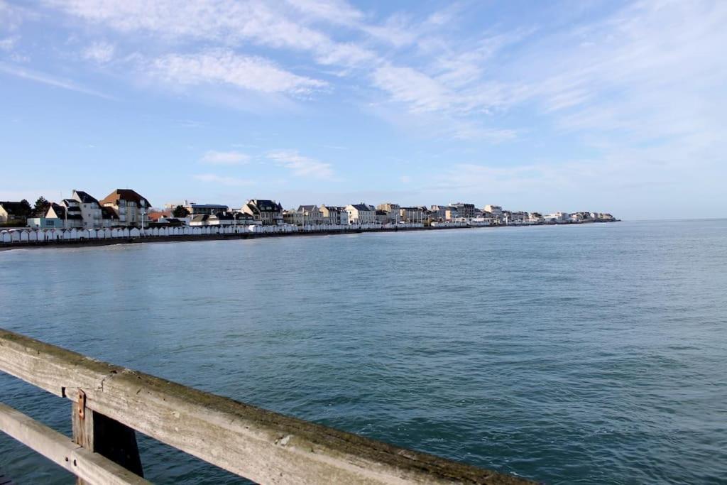 Appartement Studio Proche Mer à Luc-sur-Mer Extérieur photo